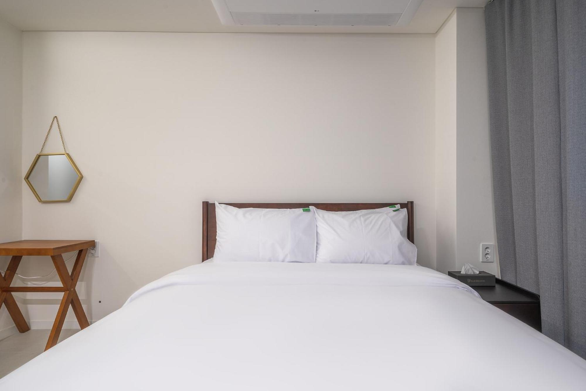 Bluebird Hotel Incheon Exterior photo