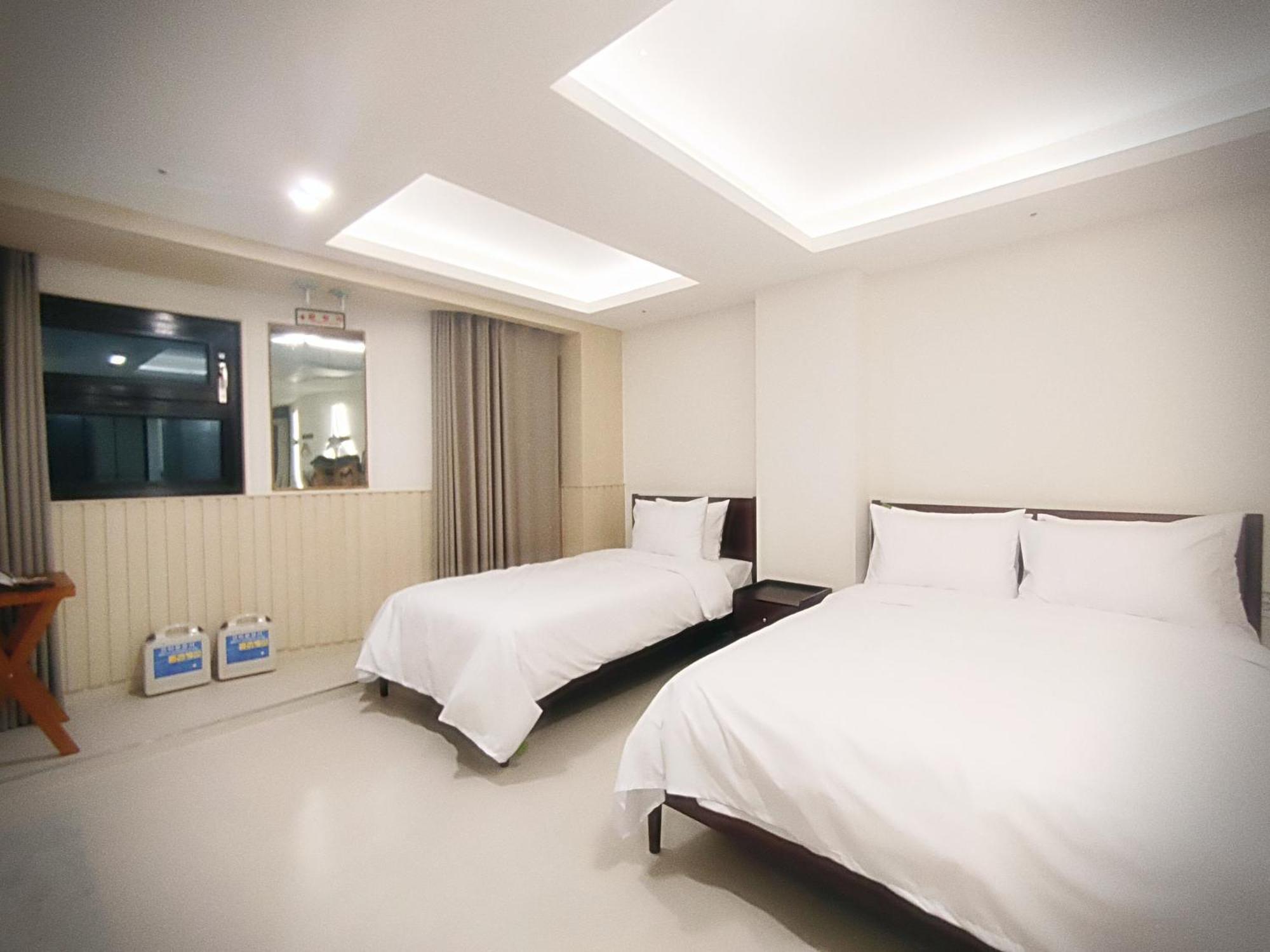 Bluebird Hotel Incheon Exterior photo